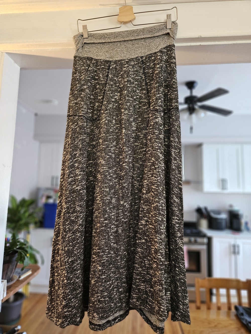 Signature Studio Gray Marled Fold-Over Waist Maxi Skirt with Heathered Texture